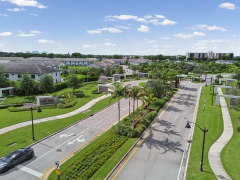 Tiny photo for 4488 Appleton Circle E, Oakland Park, FL 33309 (MLS # B26077311)