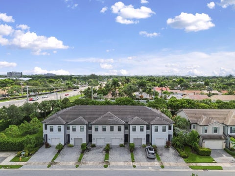 Tiny photo for 4488 Appleton Circle E, Oakland Park, FL 33309 (MLS # B26077311)