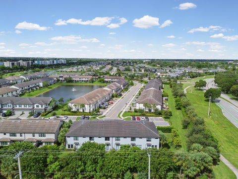 Tiny photo for 4488 Appleton Circle E, Oakland Park, FL 33309 (MLS # B26077311)