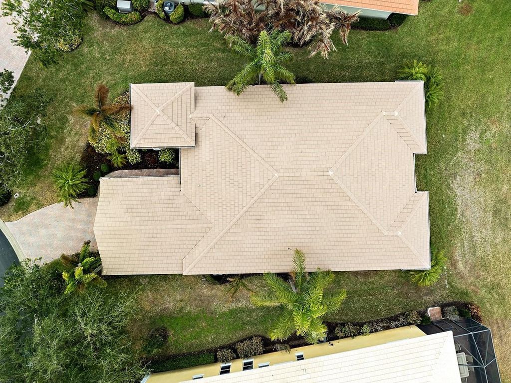 Photo of 1274 River Reach Drive, Vero Beach, FL 32967 (MLS # F10552102)