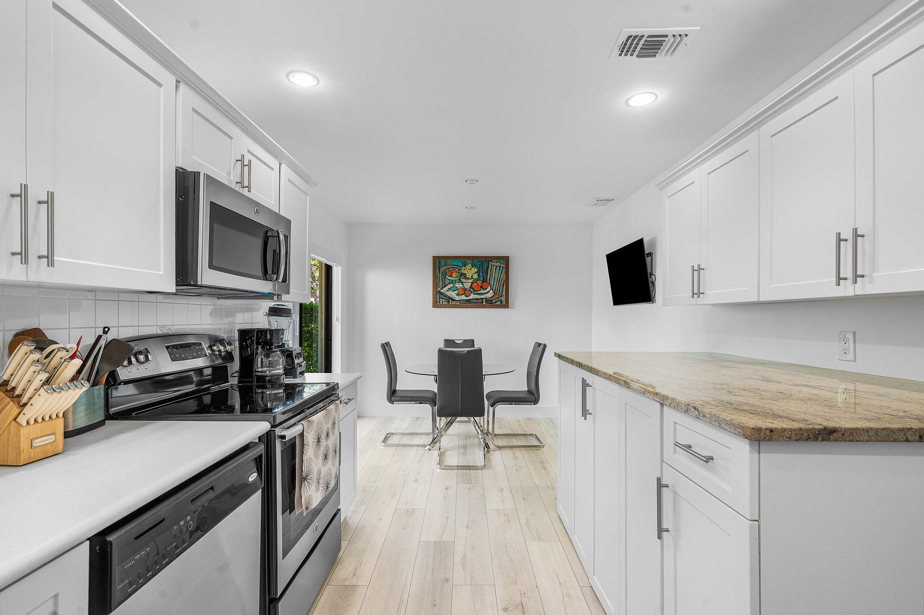 WESTGATE AT HUNTERS RUN CONDO - Residential