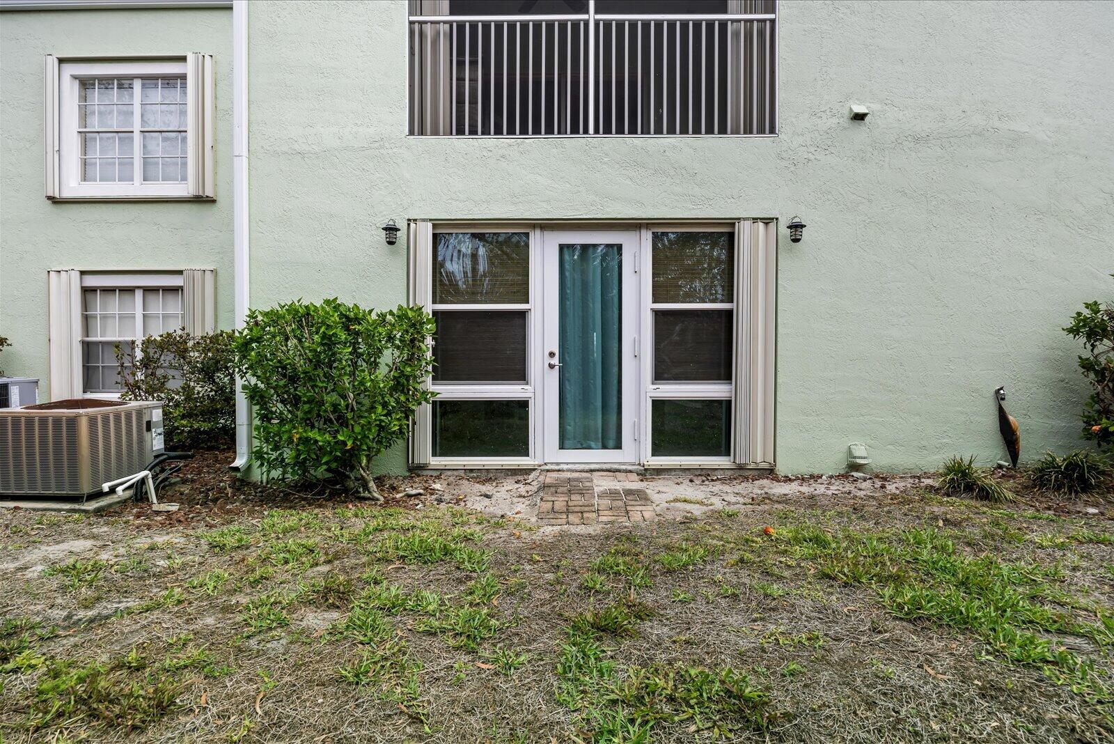 MEADOWS AT PORT ST LUCIE BUILDINGS L/M - Residential