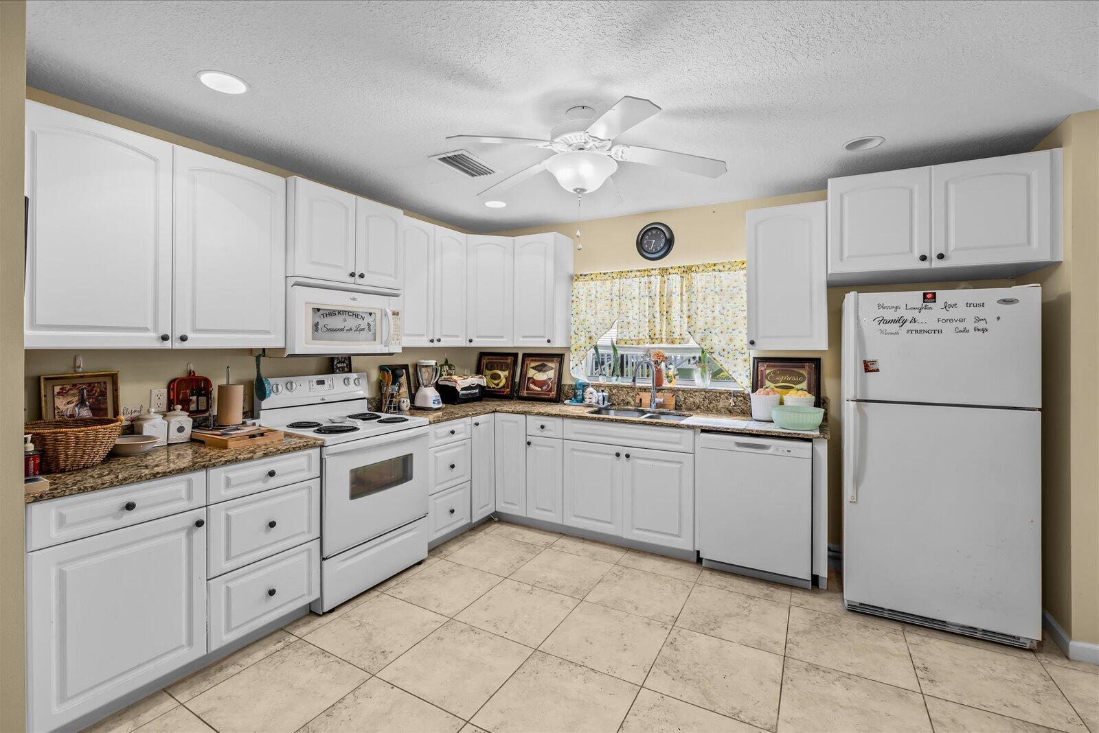 MEADOWS AT PORT ST LUCIE BUILDINGS L/M - Residential