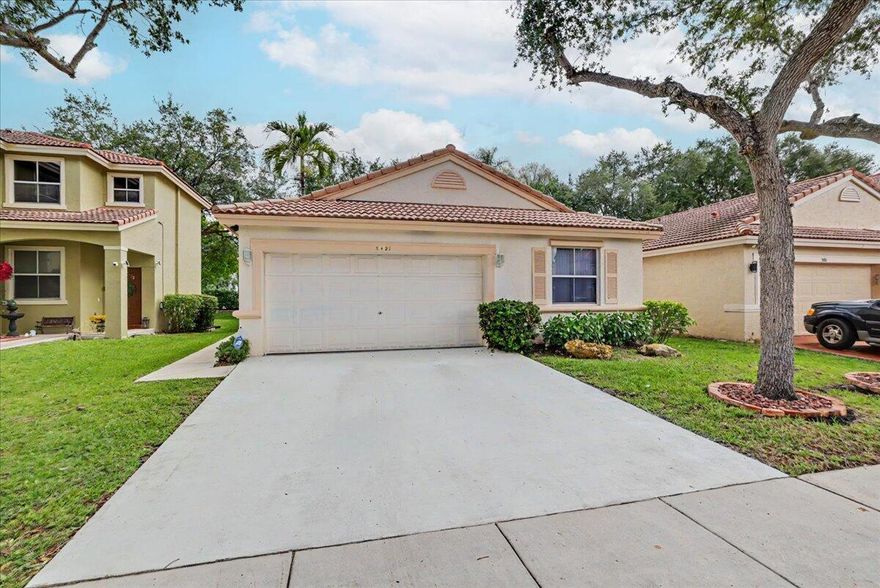 Located in a desirable gated community, this 4-bedroom, 2-bath home is a fantastic opportunity to create your dream space. Situated in a highly sought-after school district, it offers both value and location. Priced below market value, this property is perfect for buyers looking to add their personal touch and build equity. With great bones and endless potential, this home is ready for your vision—don't miss the chance to make it your own! 2018 AC, 2023 Water Heater & original roof. Can rent right away. HOA includes AT&T internet.