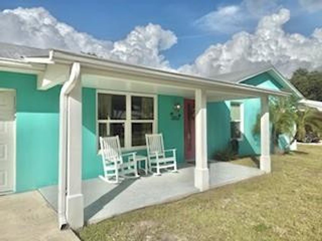 Photo of 8867 SE Rigdon Way, Hobe Sound, FL 33455 (MLS # F10541139)