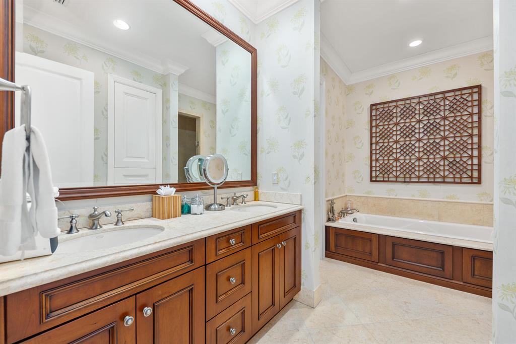 Trump National Golf Club - Residential