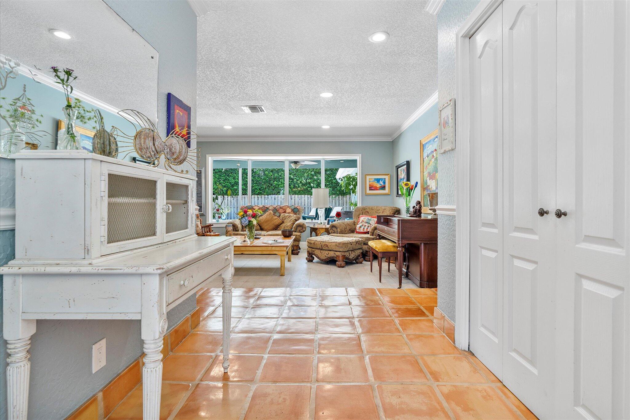 EMERALD HILLS - Residential