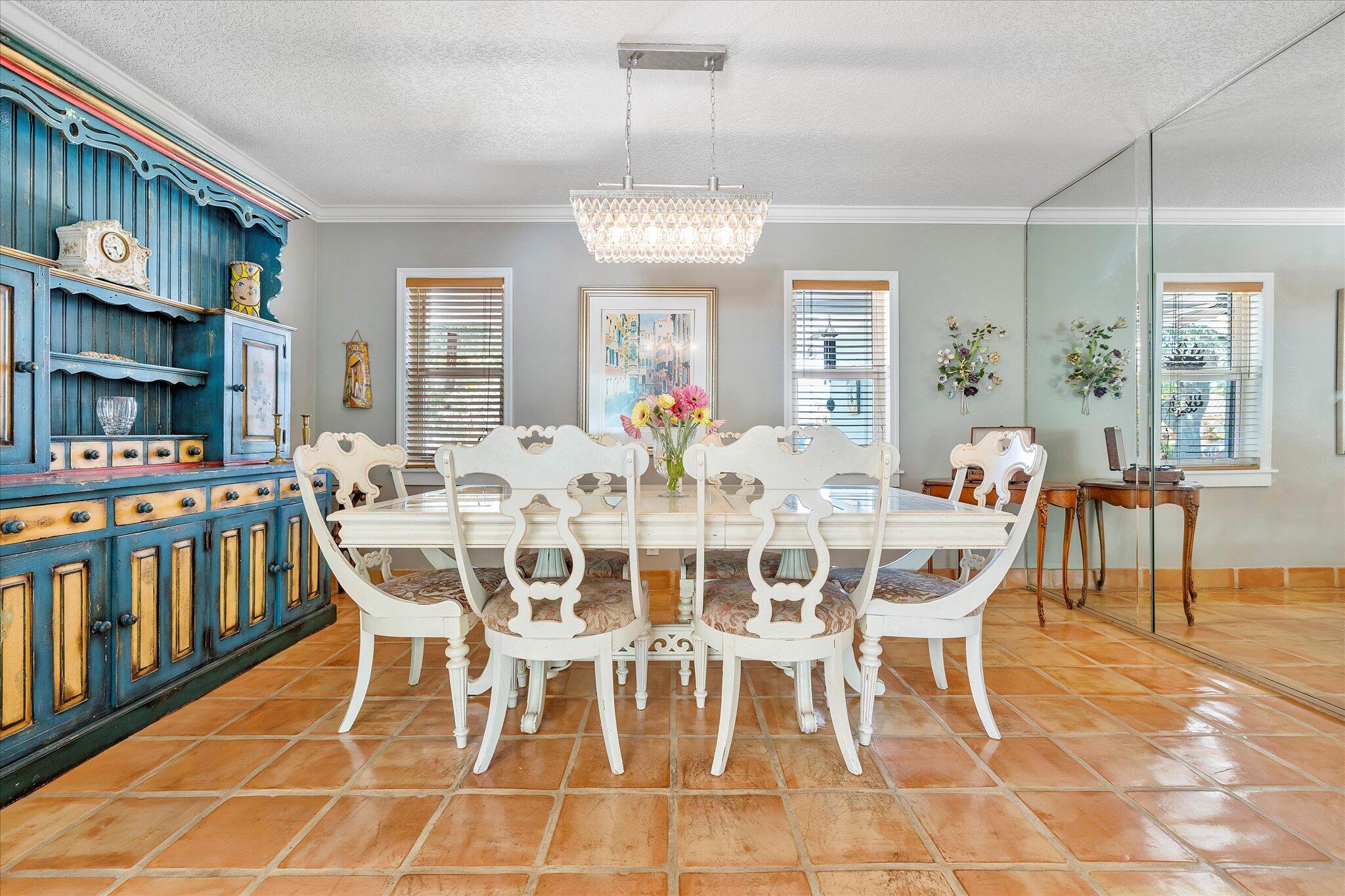 EMERALD HILLS - Residential