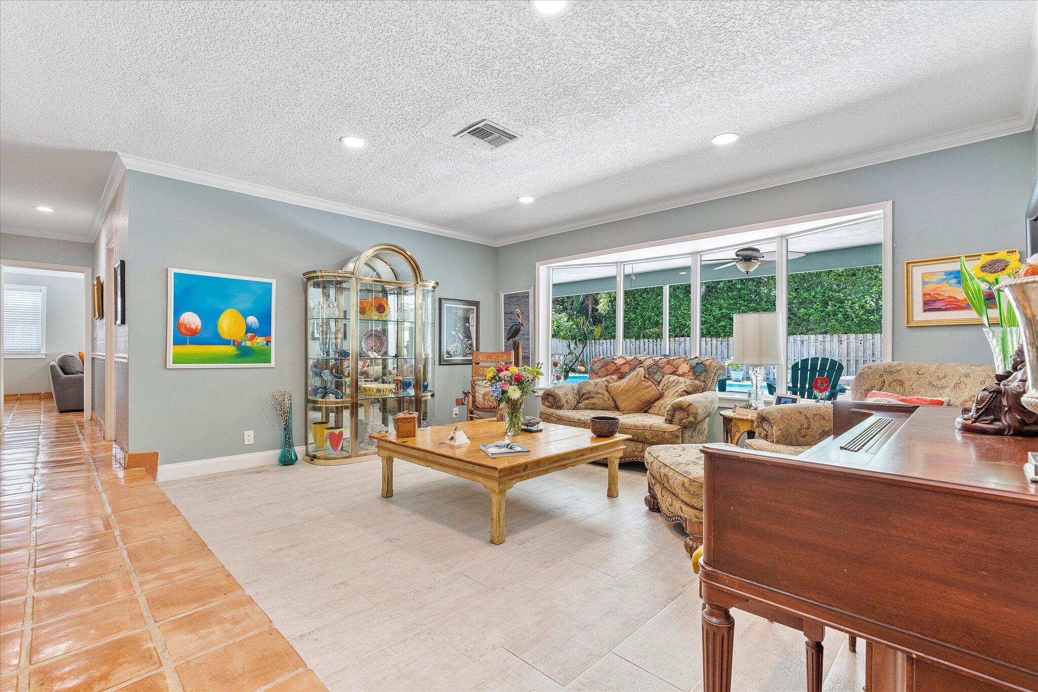 EMERALD HILLS - Residential