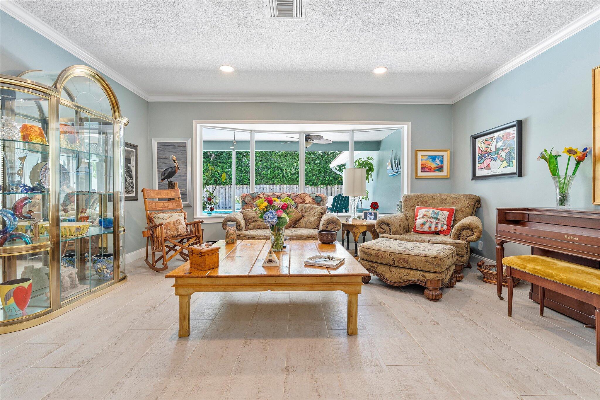 EMERALD HILLS - Residential