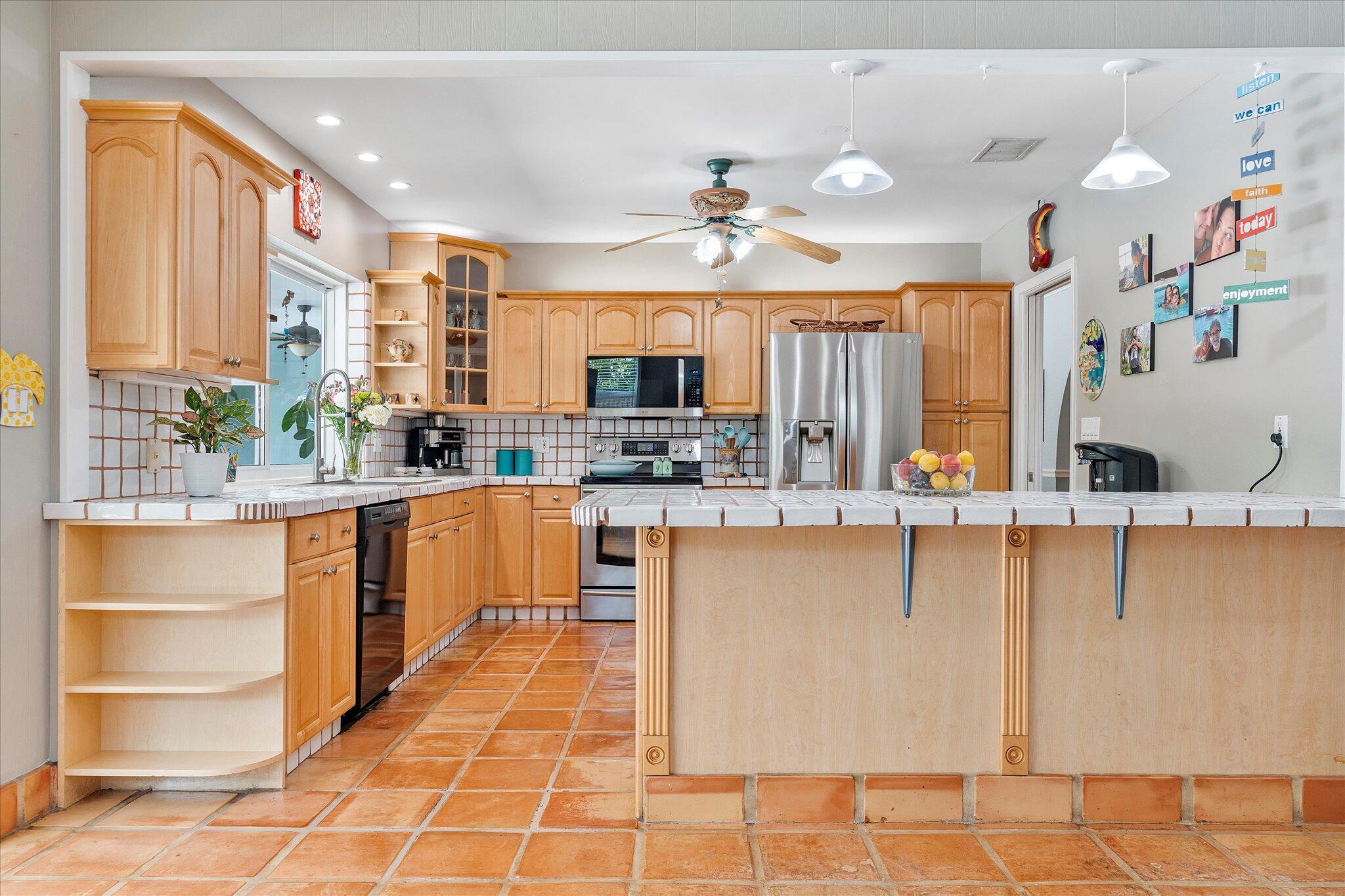 EMERALD HILLS - Residential