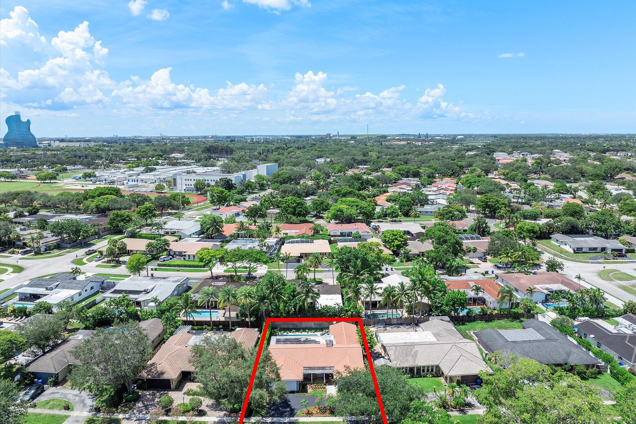 EMERALD HILLS - Residential