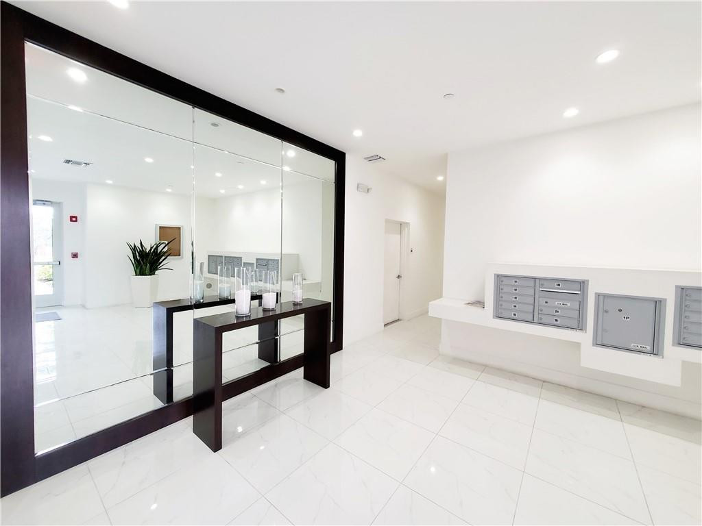 Galleria Lofts Condo - Residential Lease