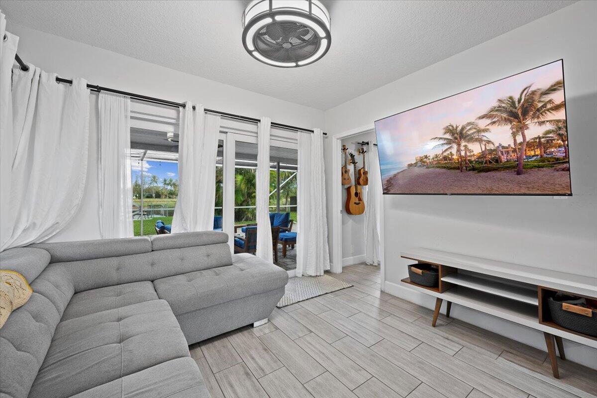 WILLOWS - Residential