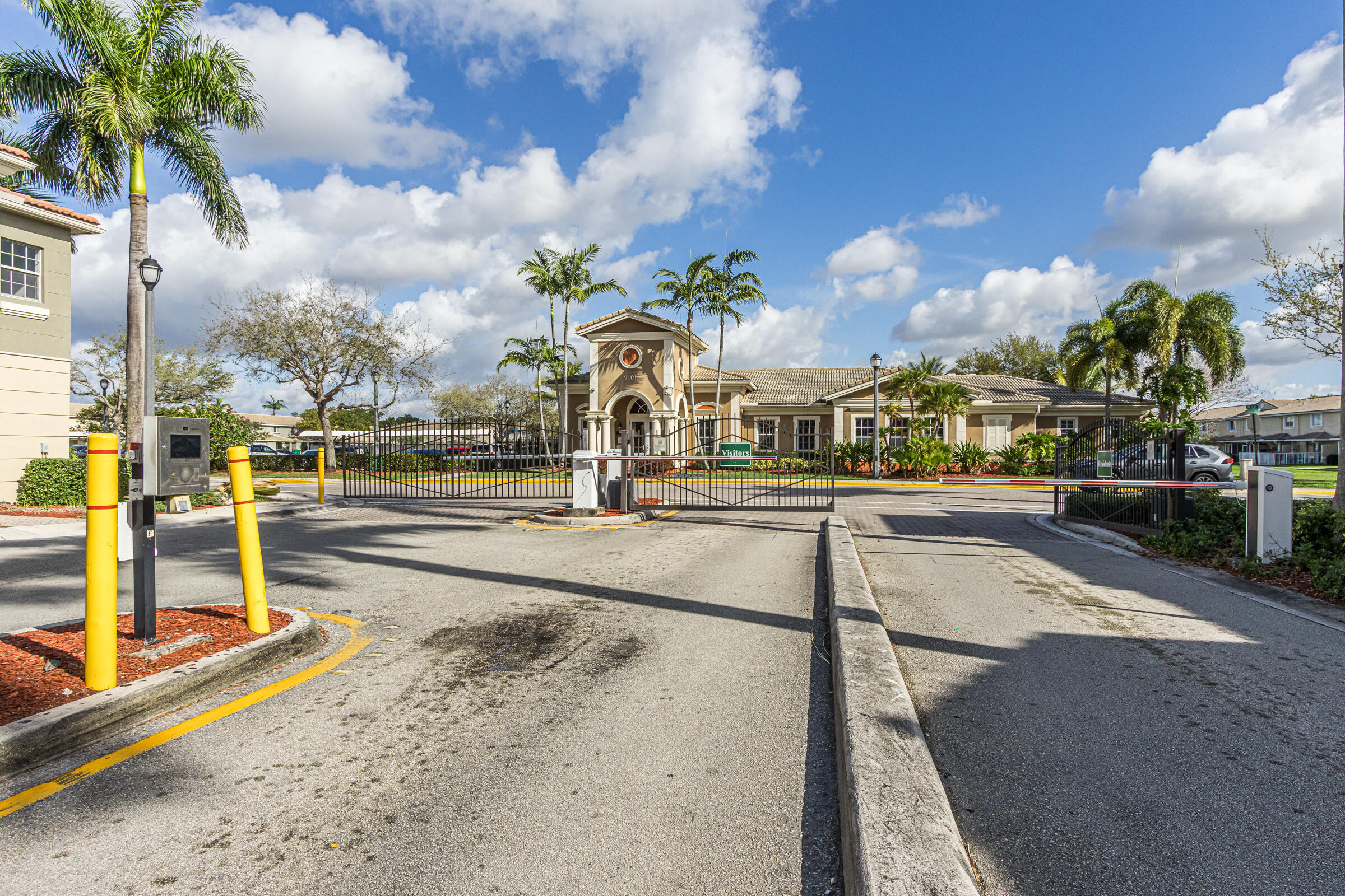 The Hamptons - Residential