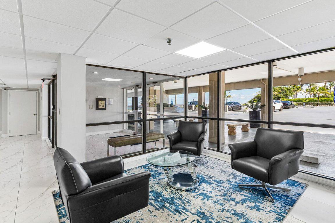 Ambassadors V South - Residential