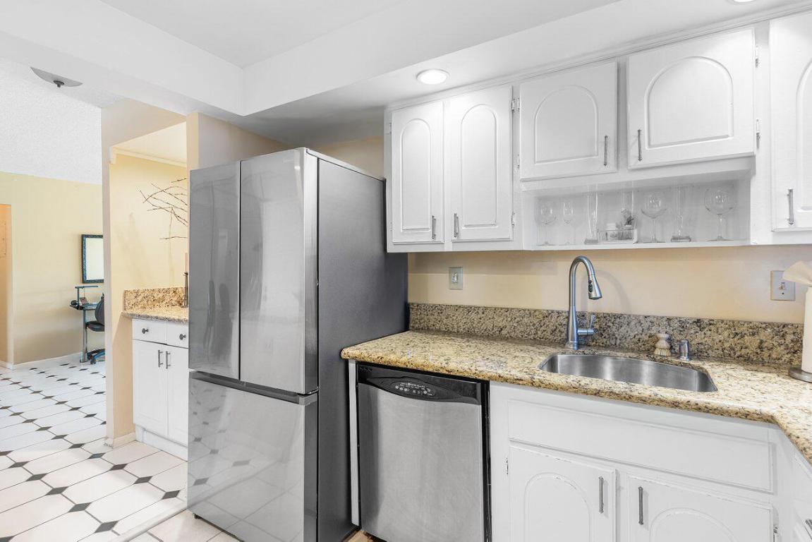 Ambassadors V South - Residential