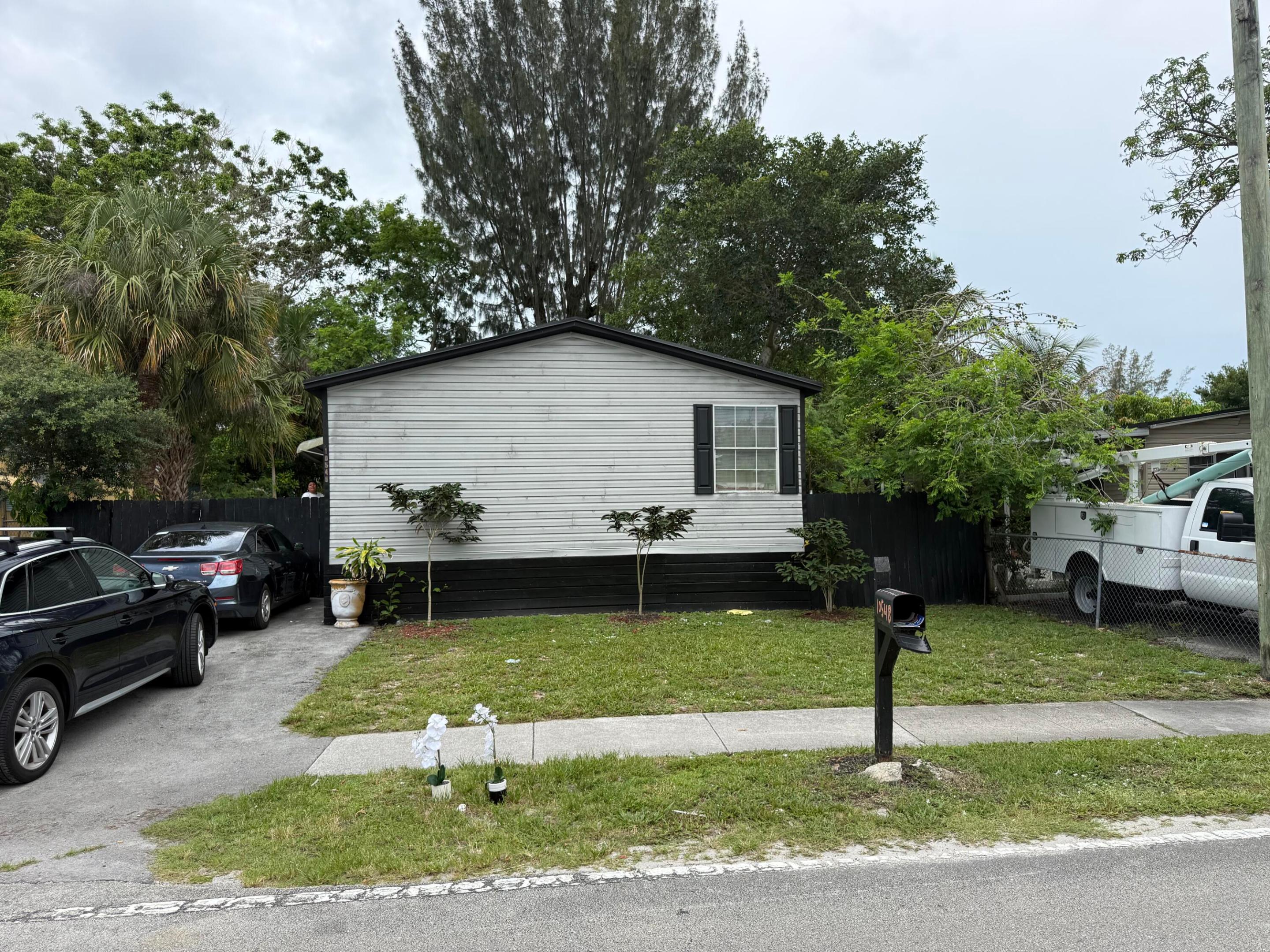 WATERGATE MOBILE HOME - Residential