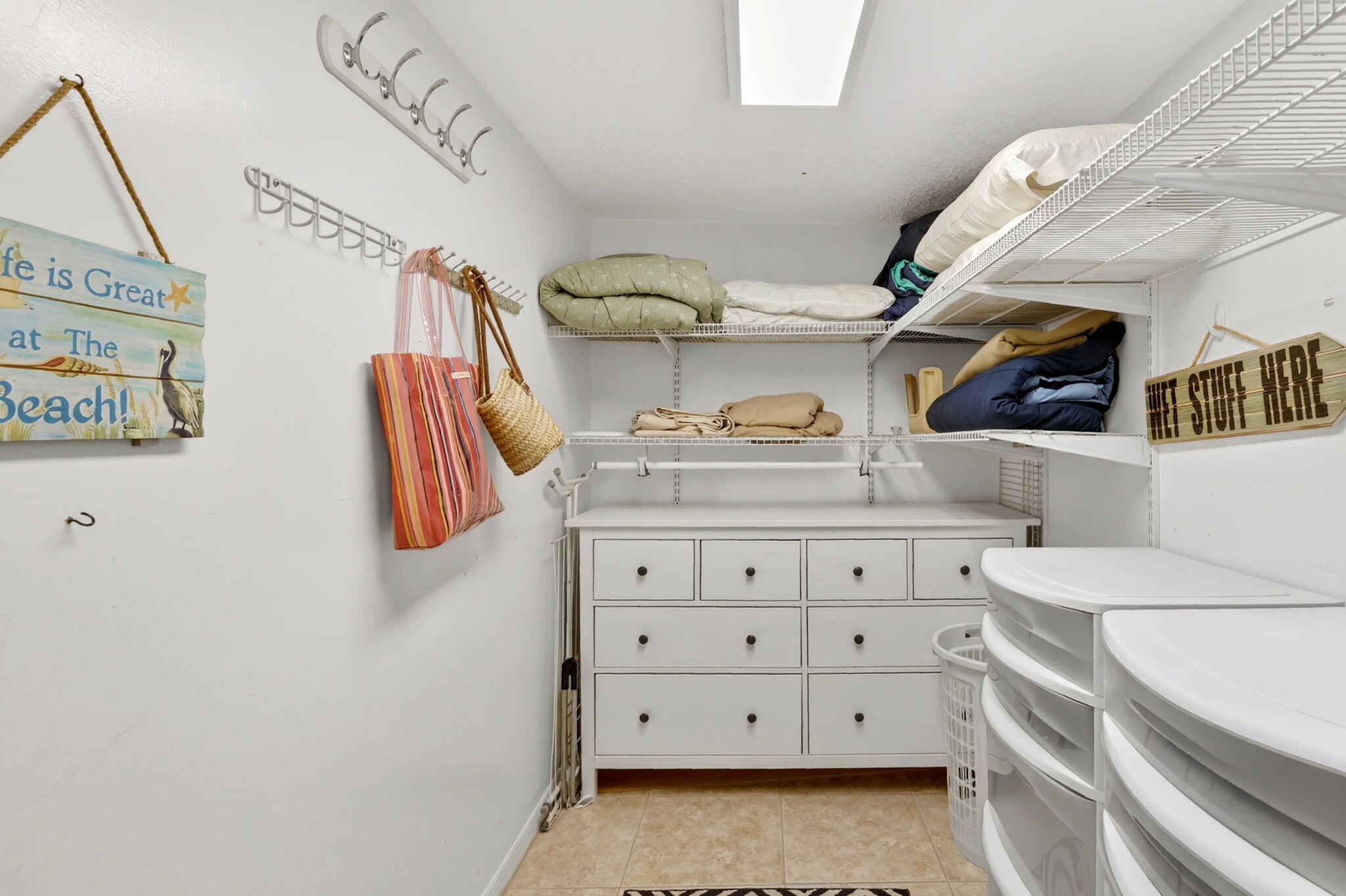 AVALON BEACH CLUB, A CONDOMINIUM - Residential