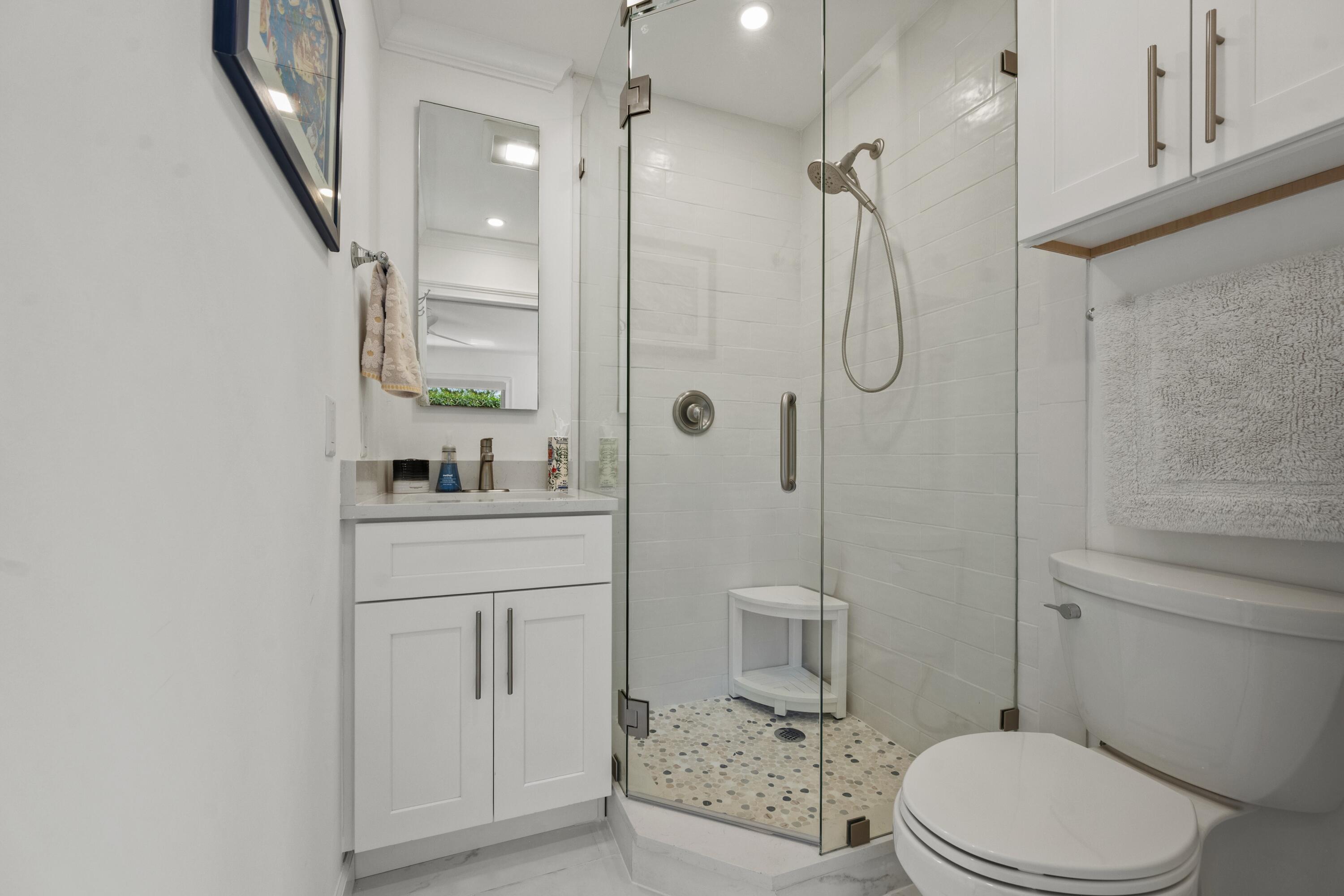 GOLF COURSE ADD TO VILLAGE OF NORTH PALM BEACH IN - Residential