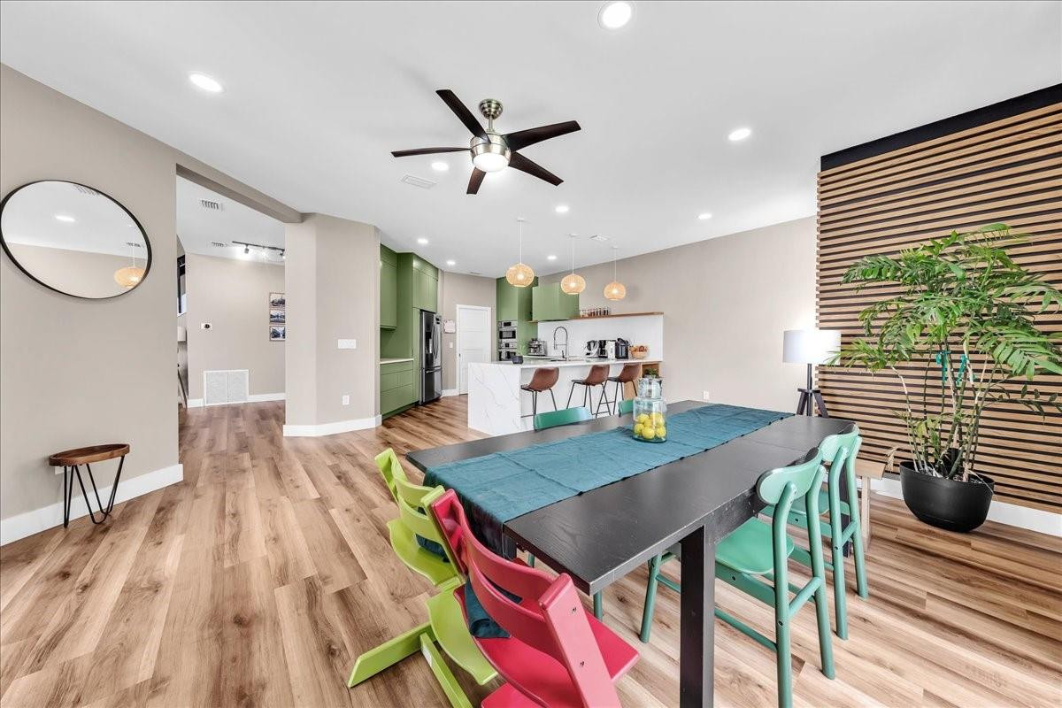 Cypress Cay 156-35 B - Residential