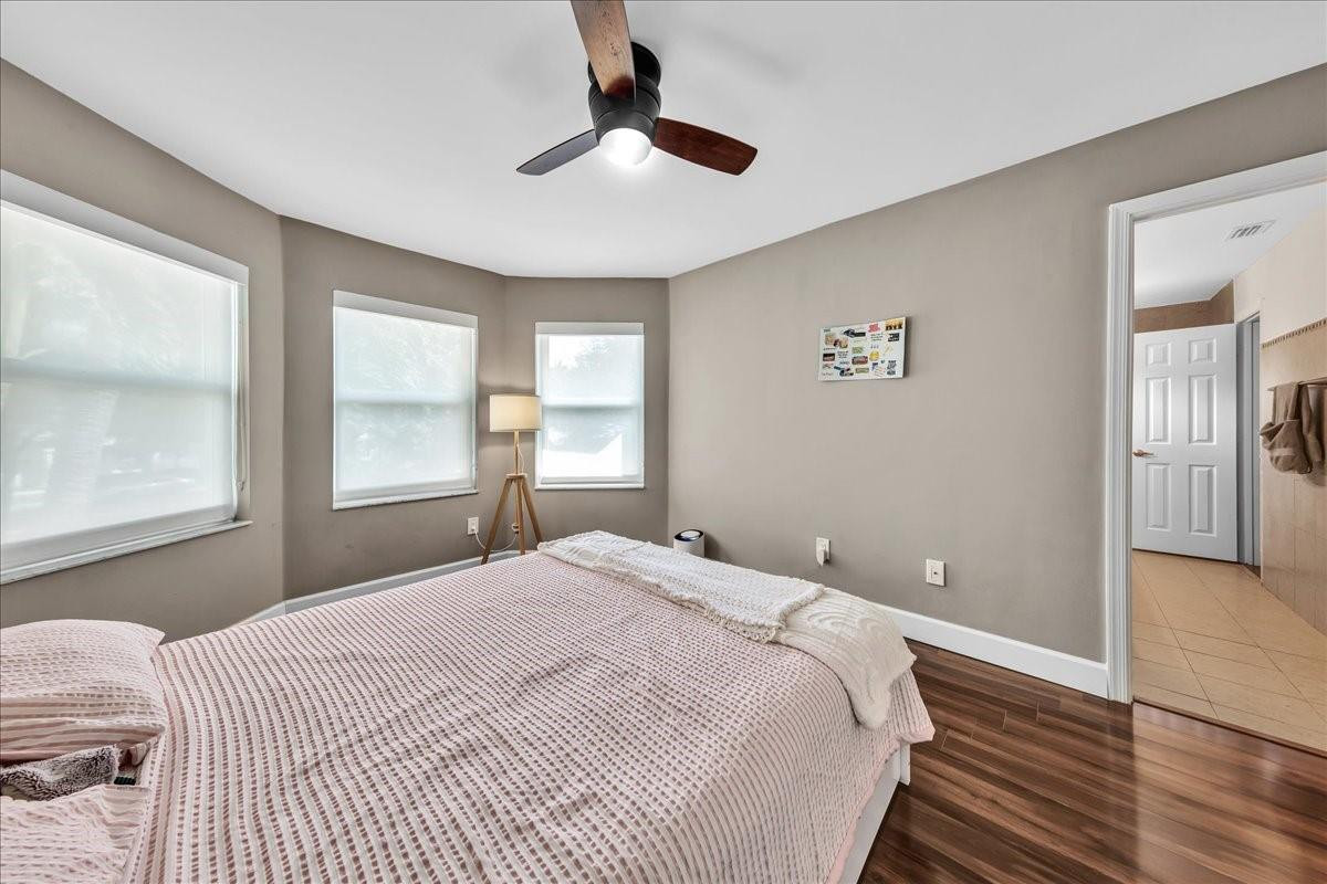 Cypress Cay 156-35 B - Residential