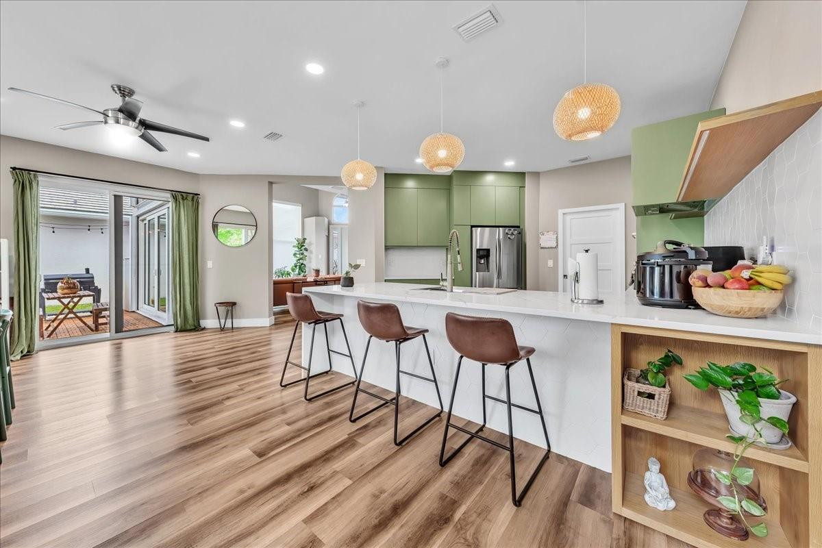 Cypress Cay 156-35 B - Residential