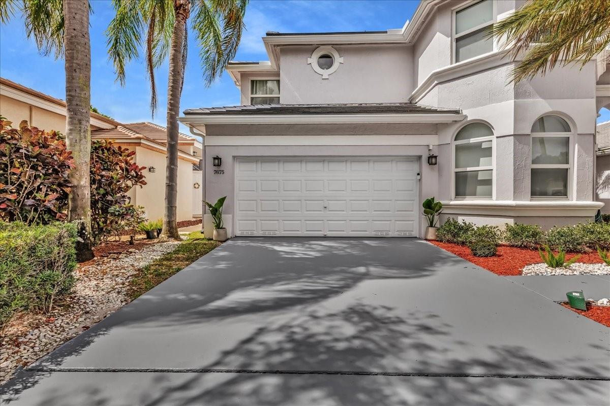 Cypress Cay 156-35 B - Residential