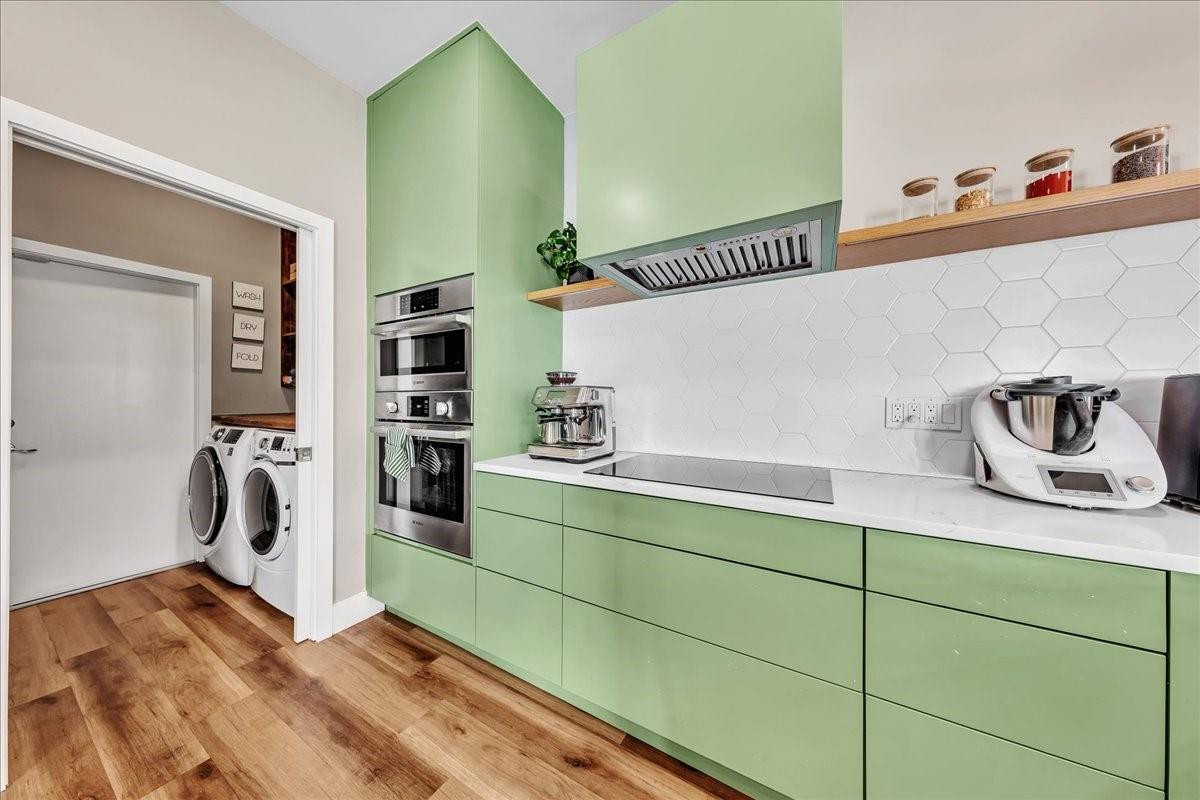 Cypress Cay 156-35 B - Residential