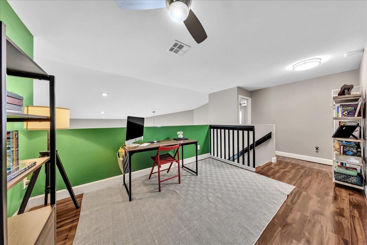 Cypress Cay 156-35 B - Residential