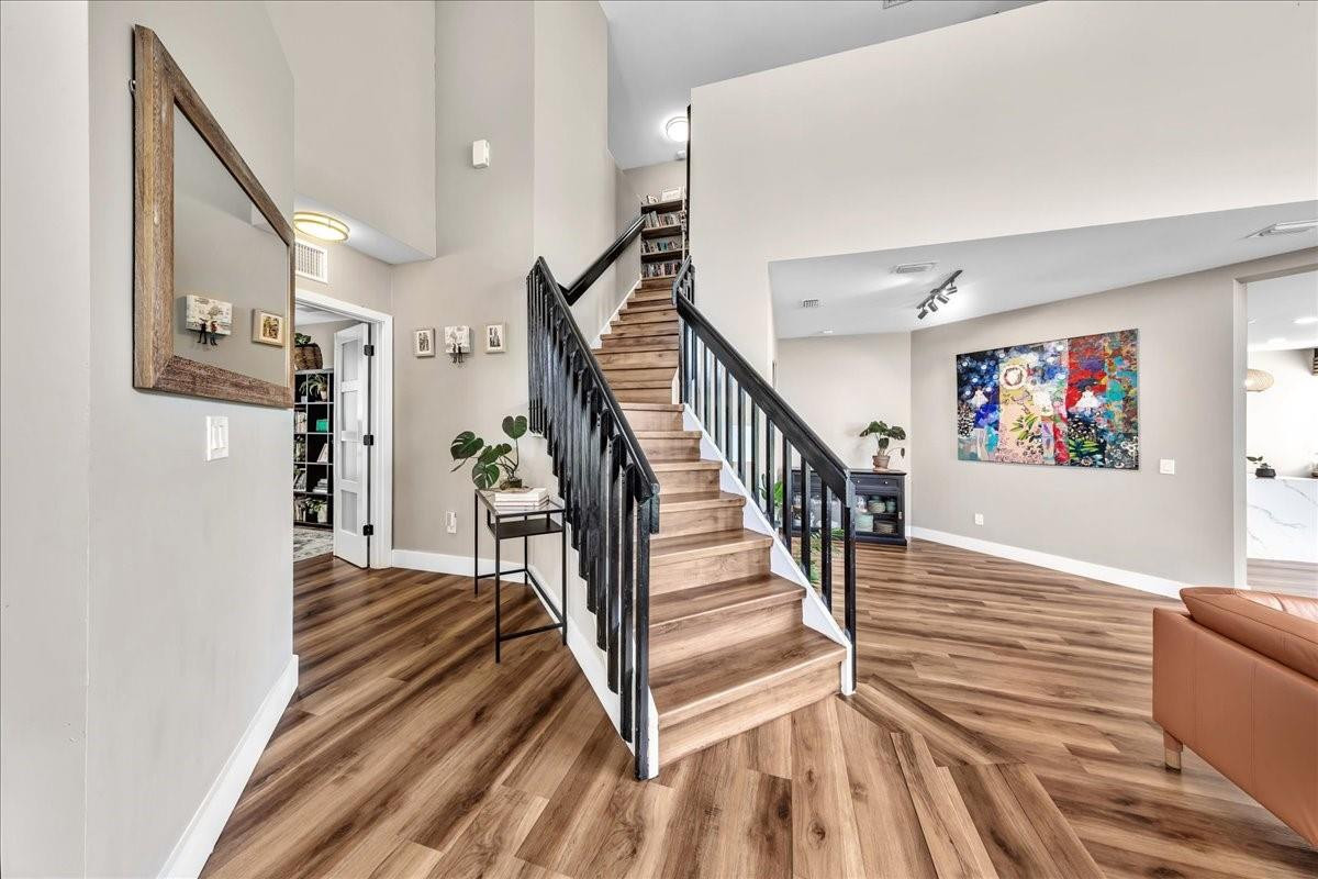 Cypress Cay 156-35 B - Residential