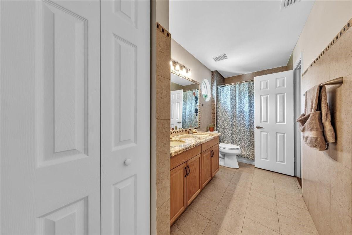 Cypress Cay 156-35 B - Residential