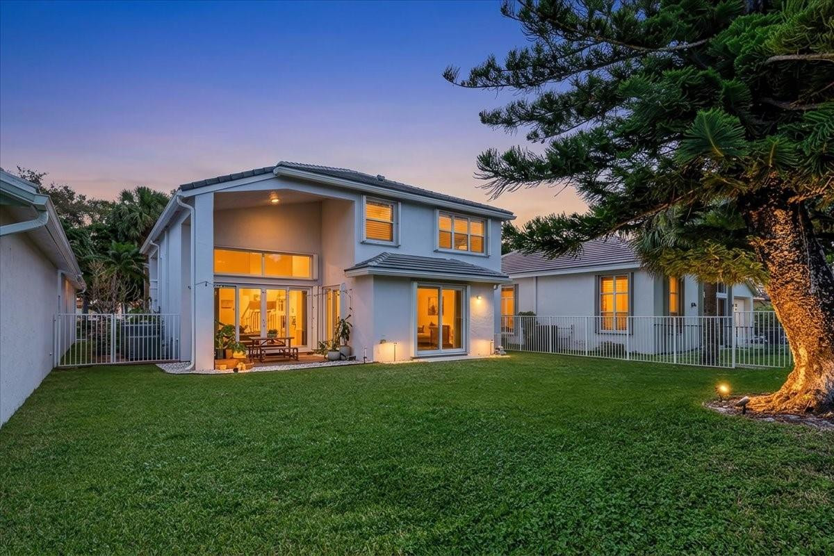 7675 NW 71st Terrace