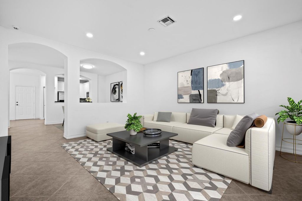 Photo of 108 W Pigeon Plum Drive W #102, Jupiter, FL 33458 (MLS # R11101568)