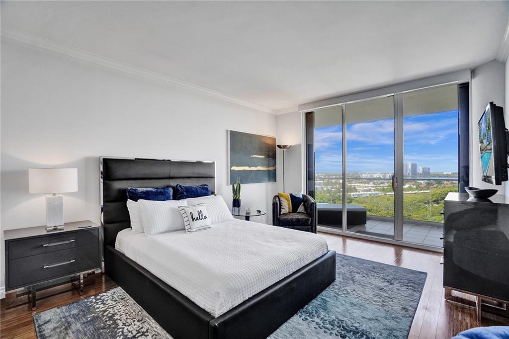 Williams Island - Residential