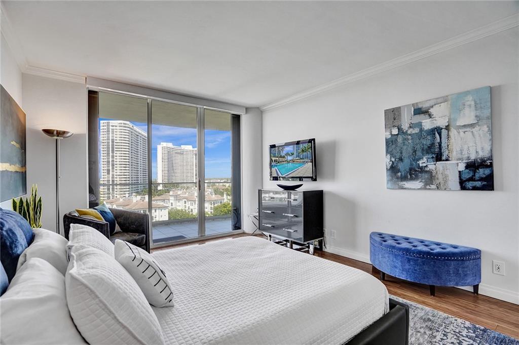 Williams Island - Residential