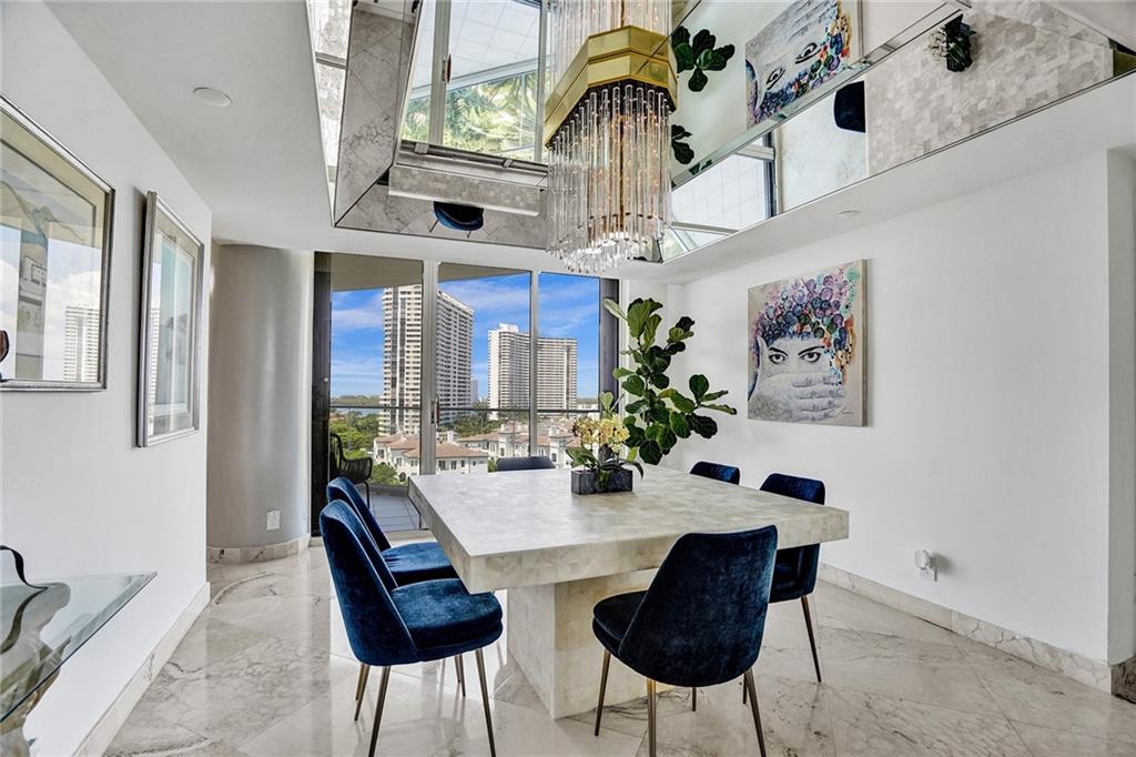 Williams Island - Residential