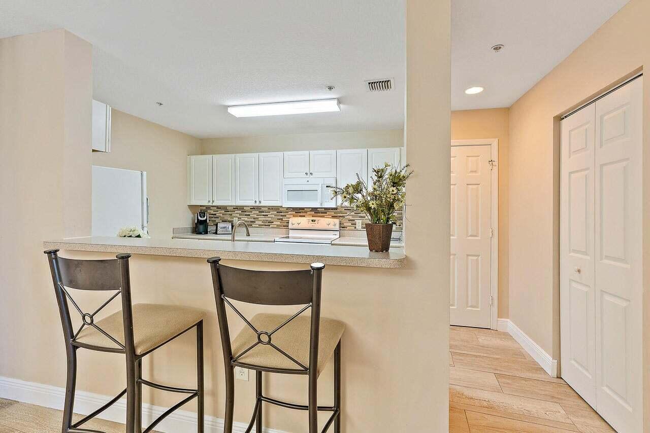 1200 Town Center Drive 425