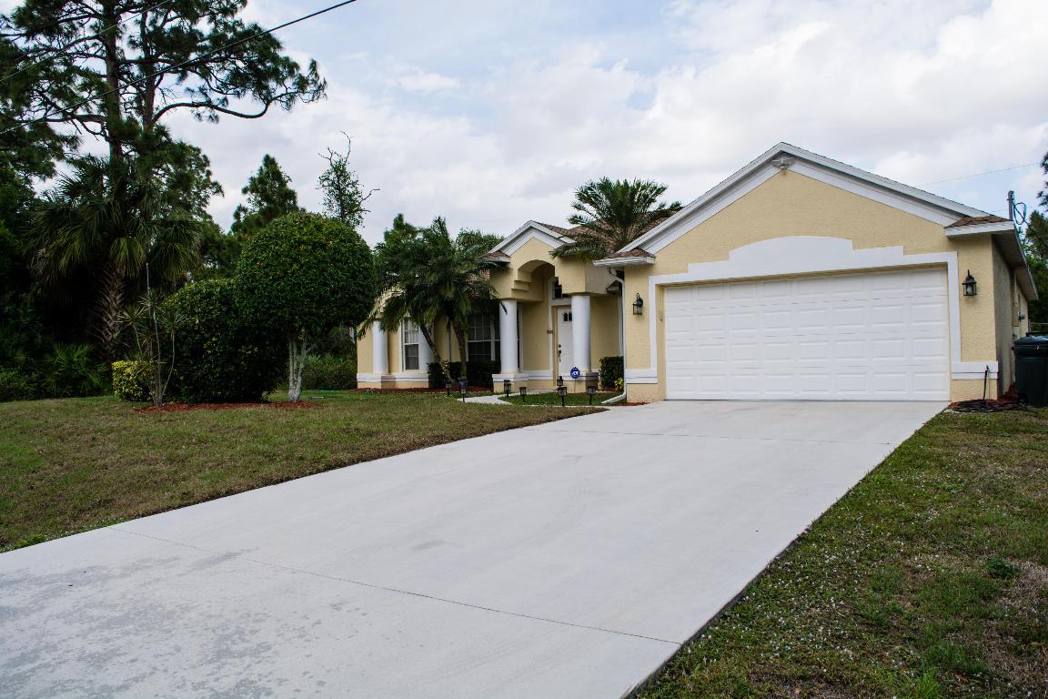 PORT ST LUCIE SECTION 11 - Residential