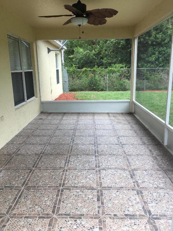 PORT ST LUCIE SECTION 11 - Residential