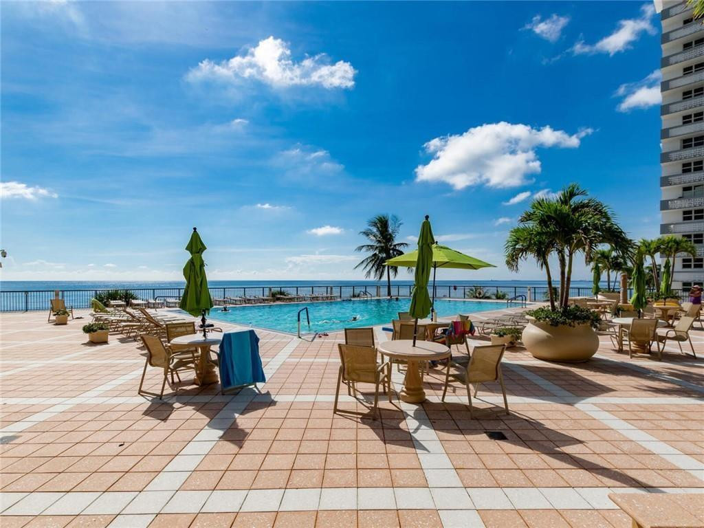 Plaza Tower South - Residential