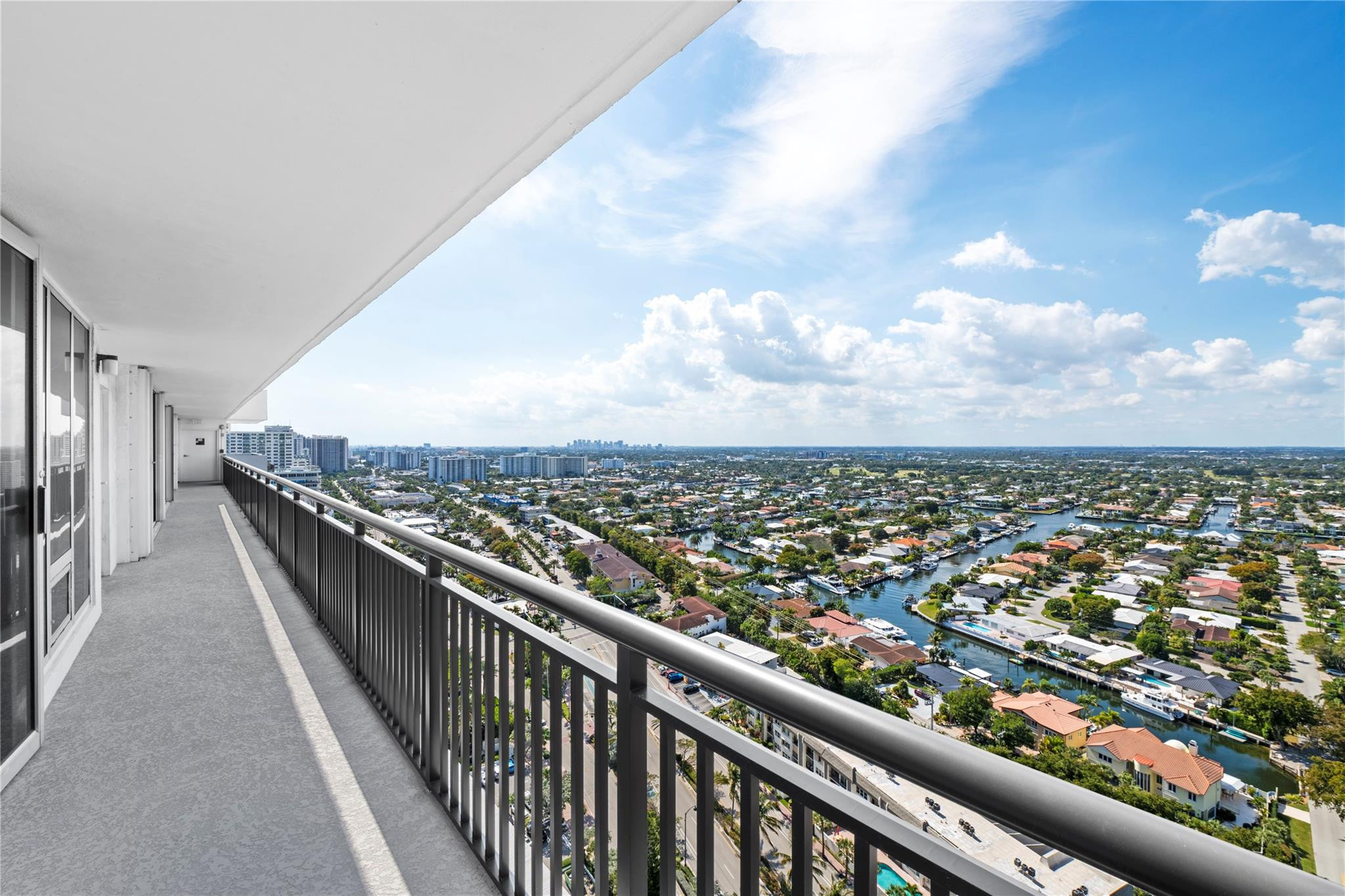 Plaza Tower South - Residential