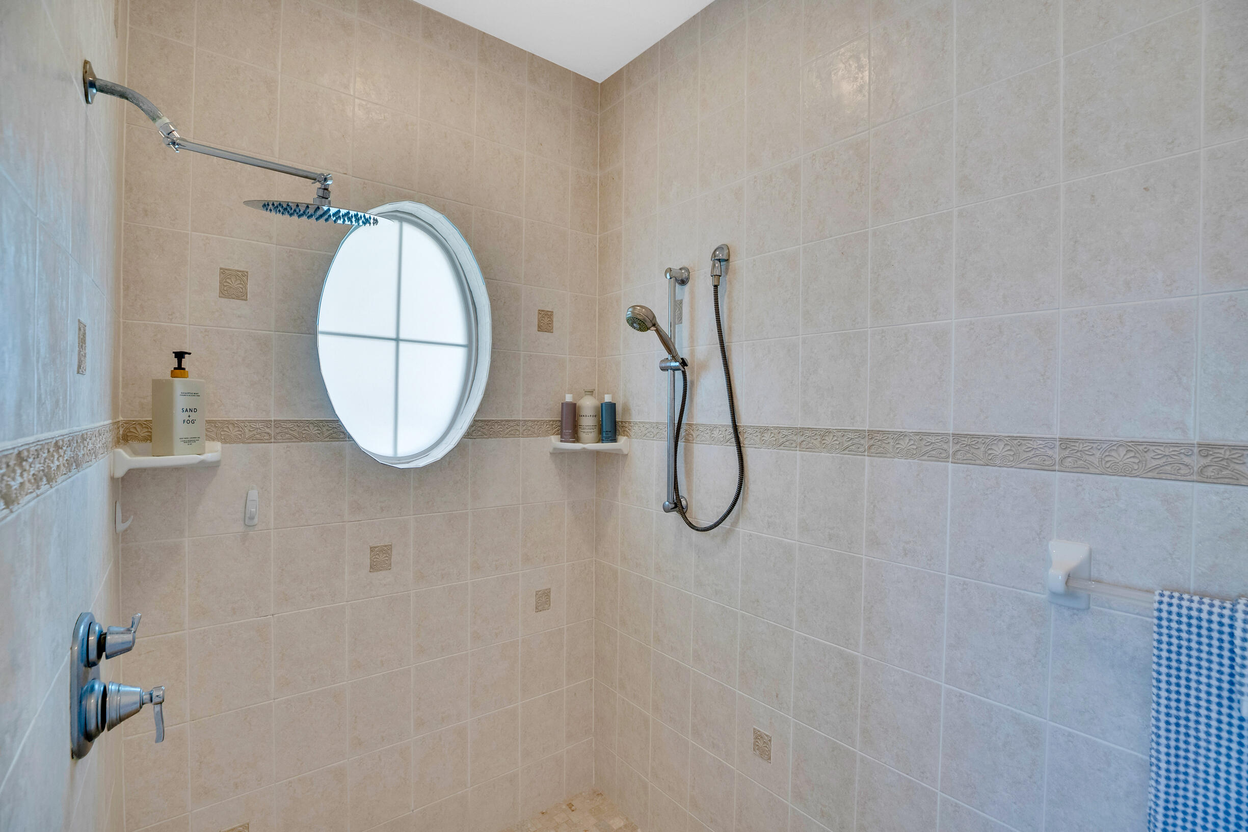 THE CROSSING SUBDIVISION - Residential