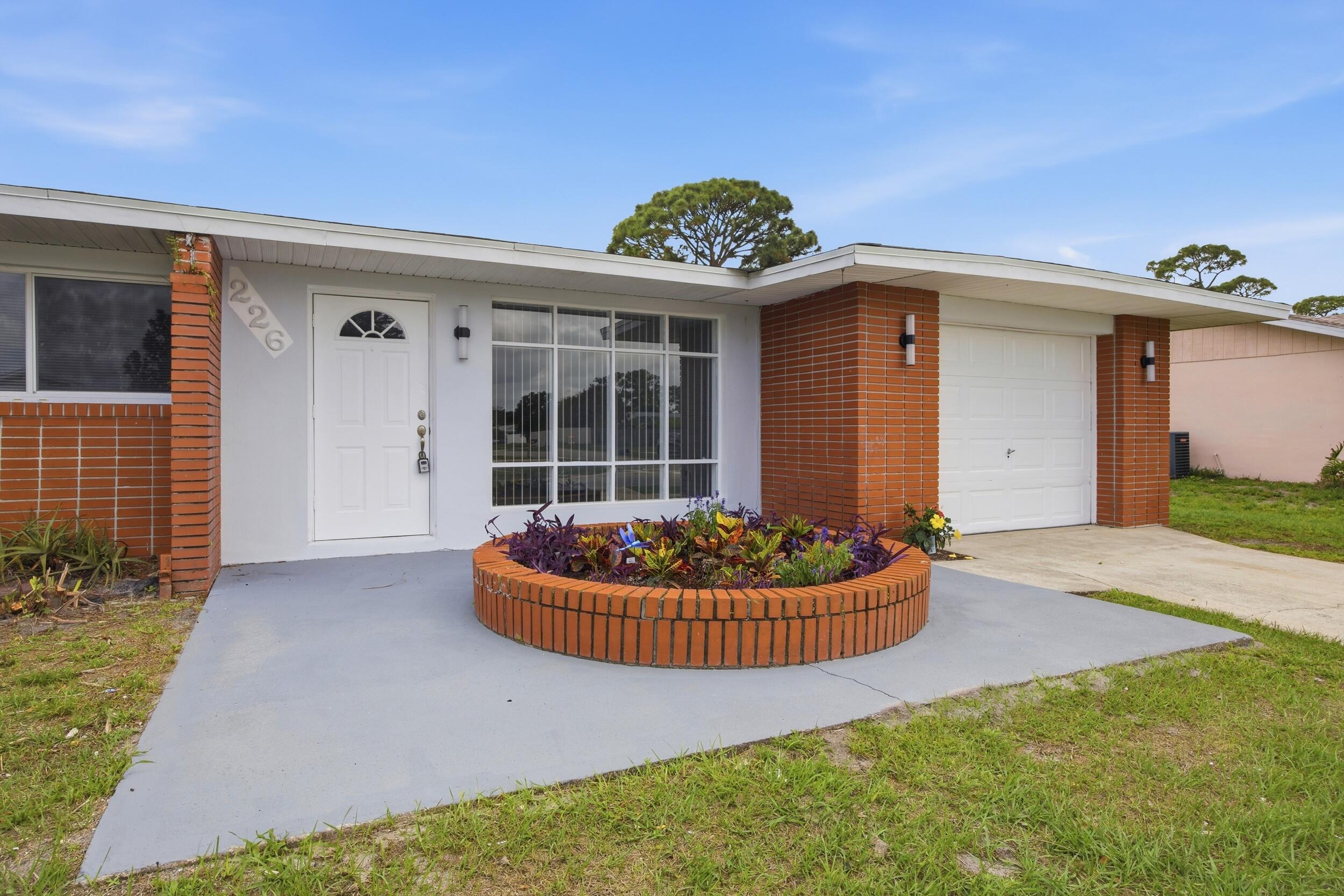 226 SW Reynolds Avenue