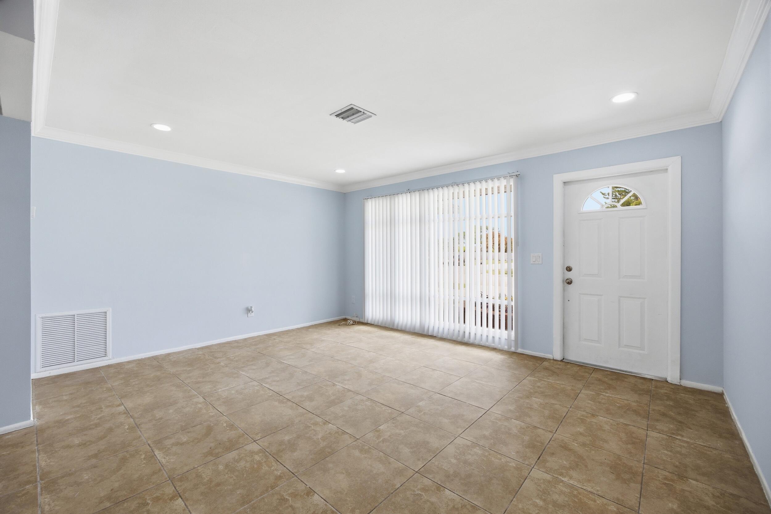 226 SW Reynolds Avenue