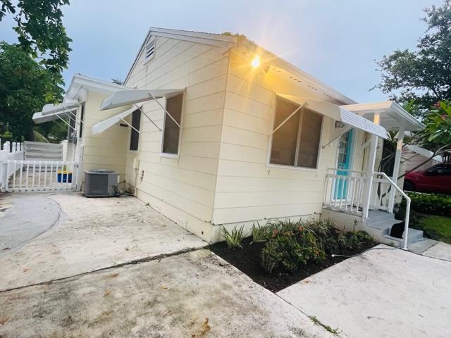 HILLCREST AT L W - Residential