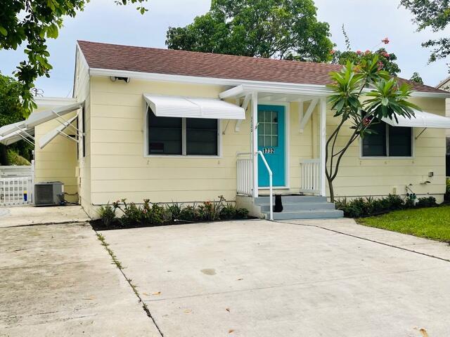 HILLCREST AT L W - Residential