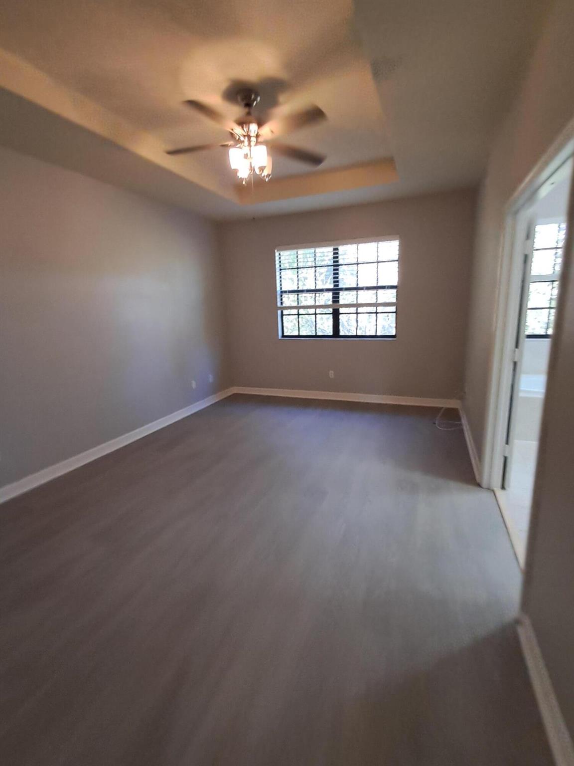 WELLINGTON PARC - Residential Lease