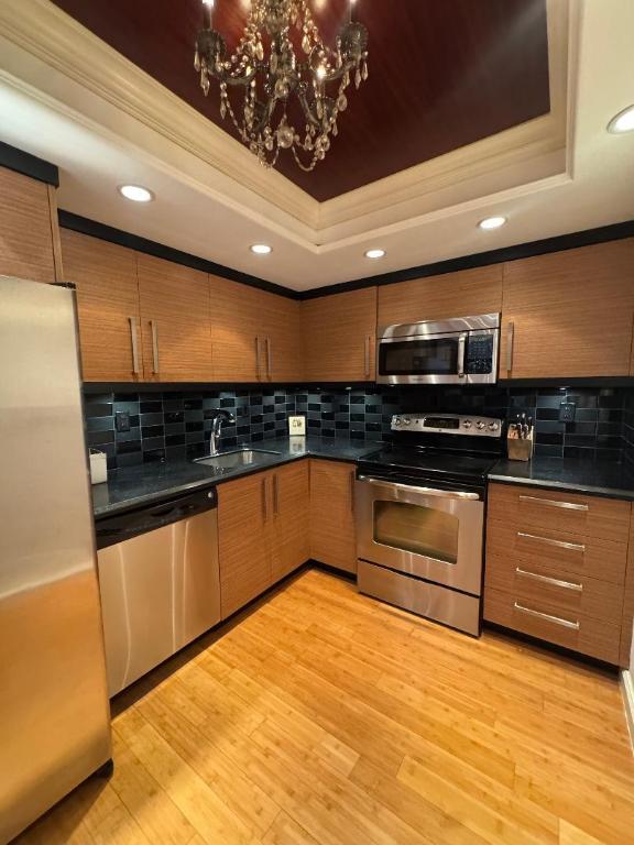 AMBASSADORS V NORTH CONDO - Residential