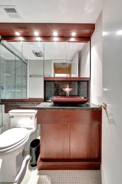 AMBASSADORS V NORTH CONDO - Residential